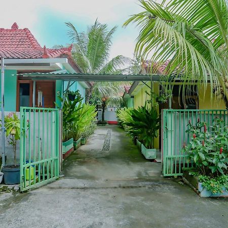 Oyo Life 90301 Hidden Village Uluwatu Jimbaran Exterior foto